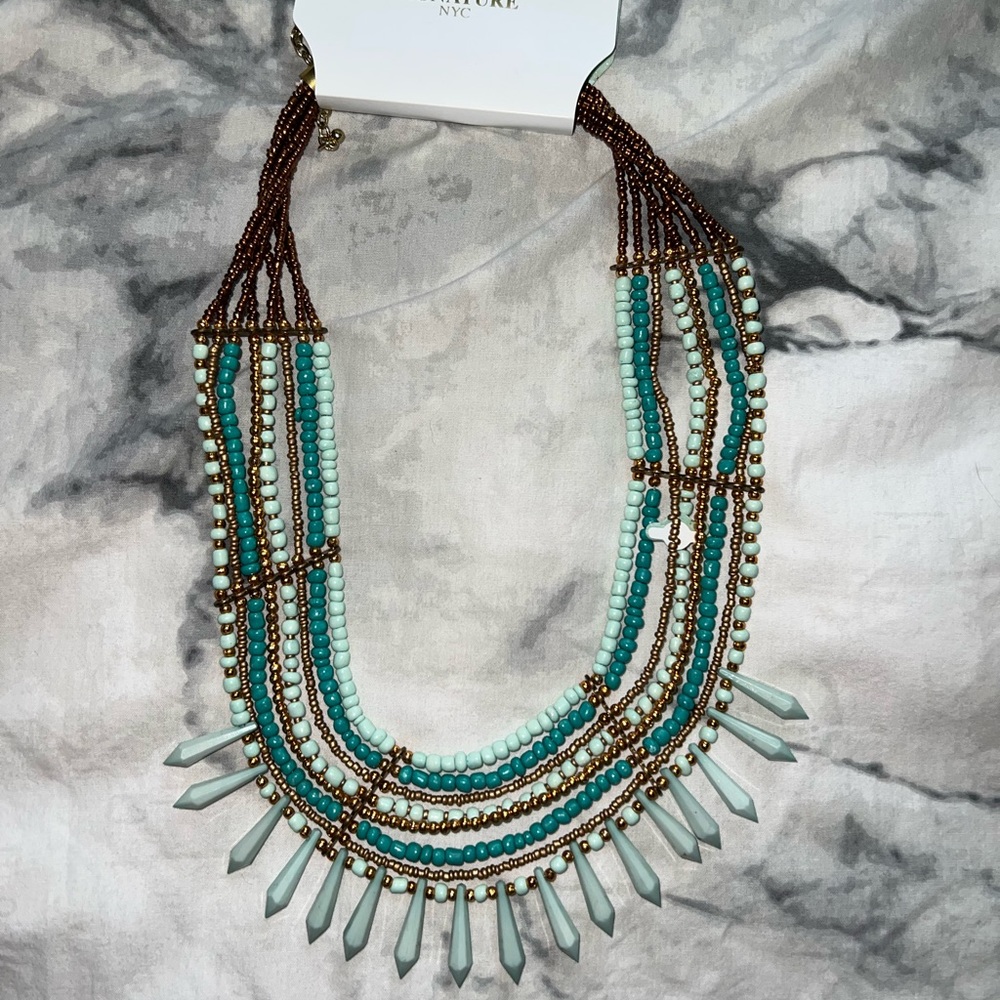 Woman’s necklace